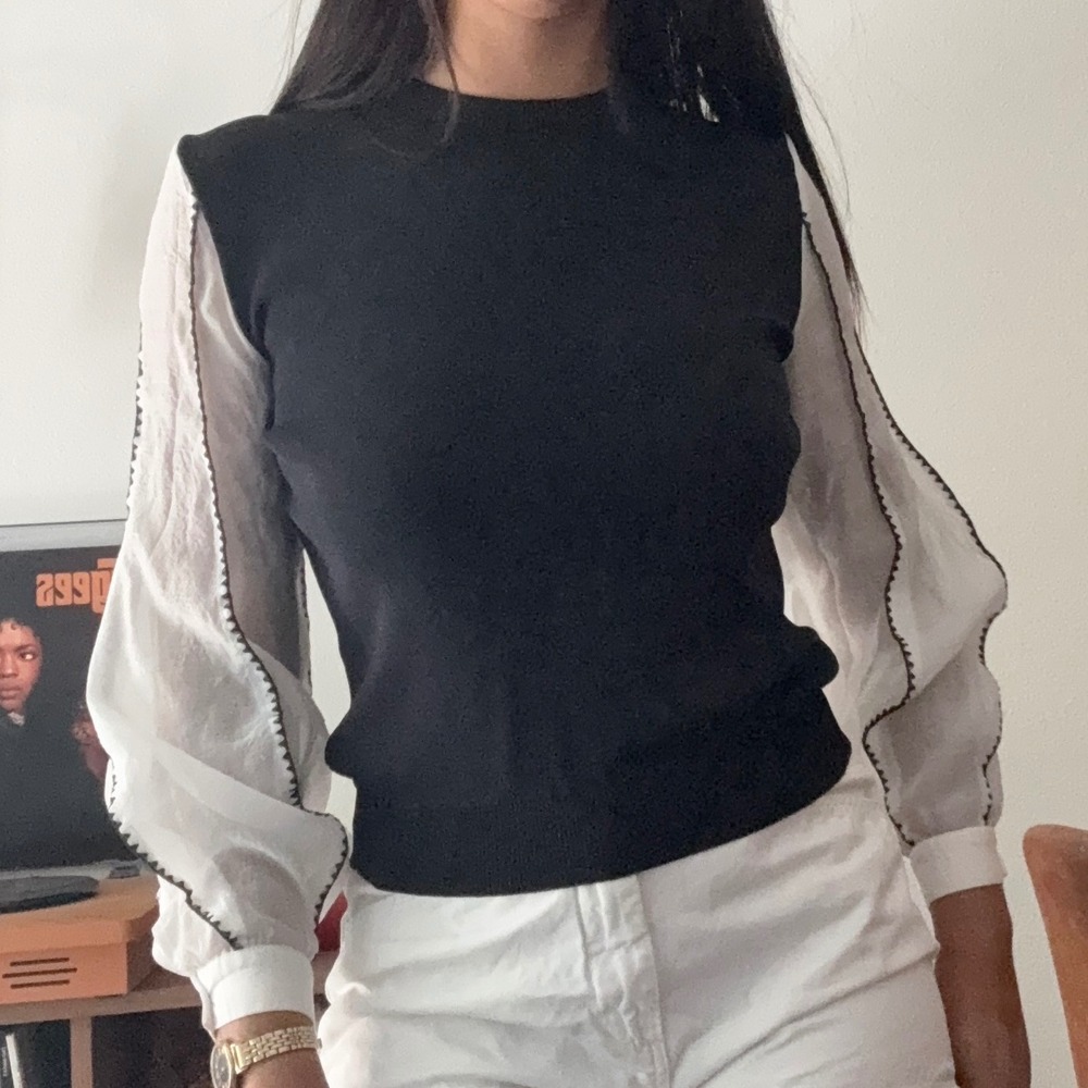 Gracia Black Knit Top White Sheer Balloon Sleeves Zig Zag Detail Medium